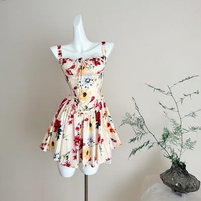 法式纯欲风碎花抹胸吊带蓬感女款连衣裙