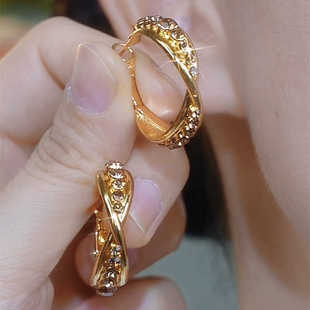 金色闪钻耳圈耳环2024年新款爆款轻奢高级感耳钉方圆脸秋冬耳饰女