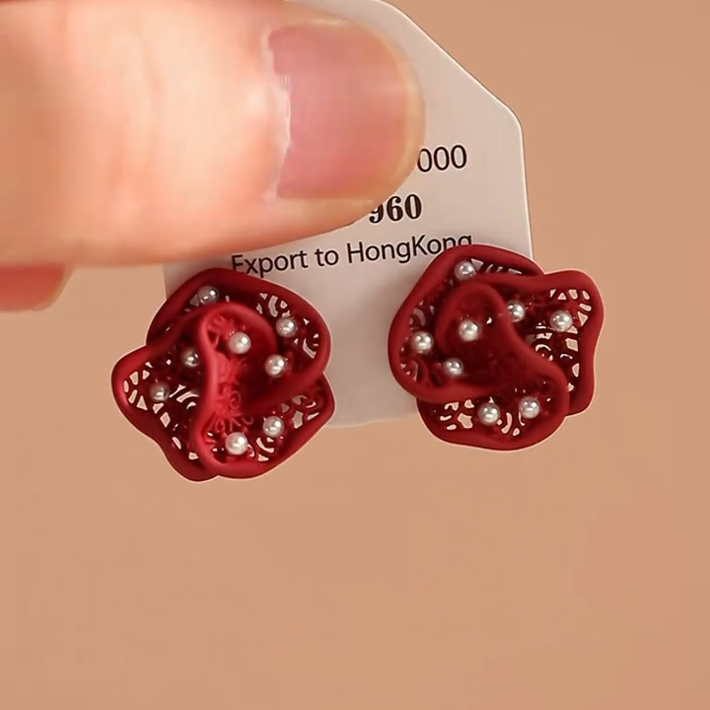 红色镂空花朵珍珠耳钉女秋冬高级感银针耳钉2026新年巨好看的耳饰,饰品/流行首饰/时尚饰品新,耳环,淘宝优惠券,粉丝福利购,淘宝优惠卷