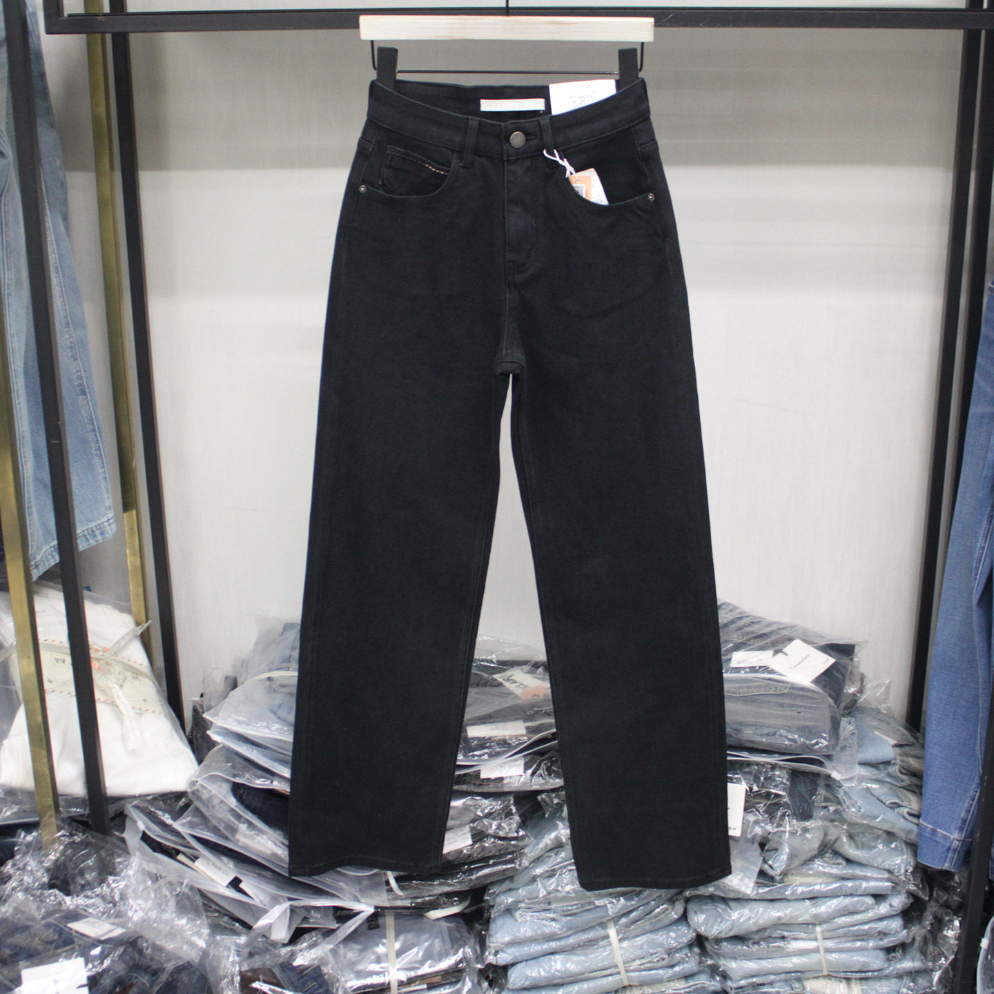 欧洲站黑色高腰四面弹直筒牛仔裤2026年春季新款女窄版阔腿拖地裤