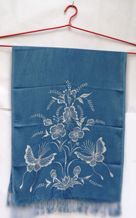 丹寨蜡染围巾定制贵州特色靛蓝染色板蓝根植物染扎染定做礼物礼品