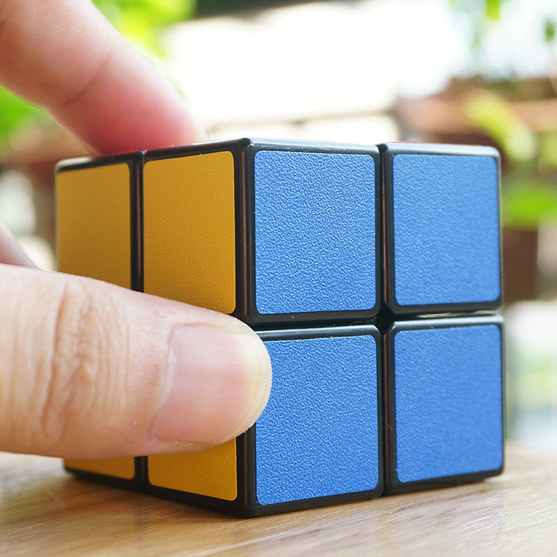 圣手二阶魔方  2阶魔方黑底磨砂比赛专用顺滑专业魔方 减压玩具