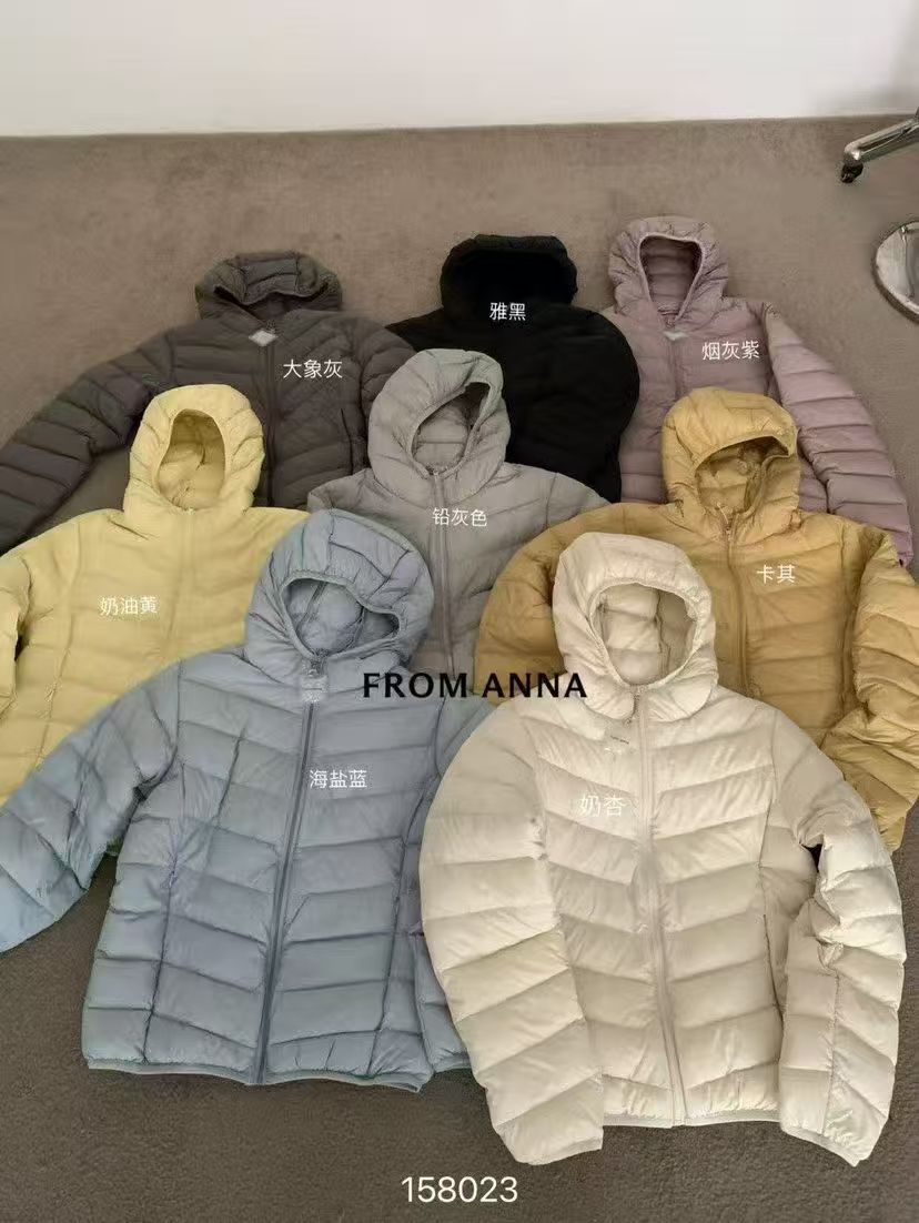 韩系简约纯色连帽羽绒服女2025年新款宽松显瘦排骨保暖外套上衣潮