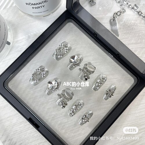 闪钻纯手工穿戴甲可定制