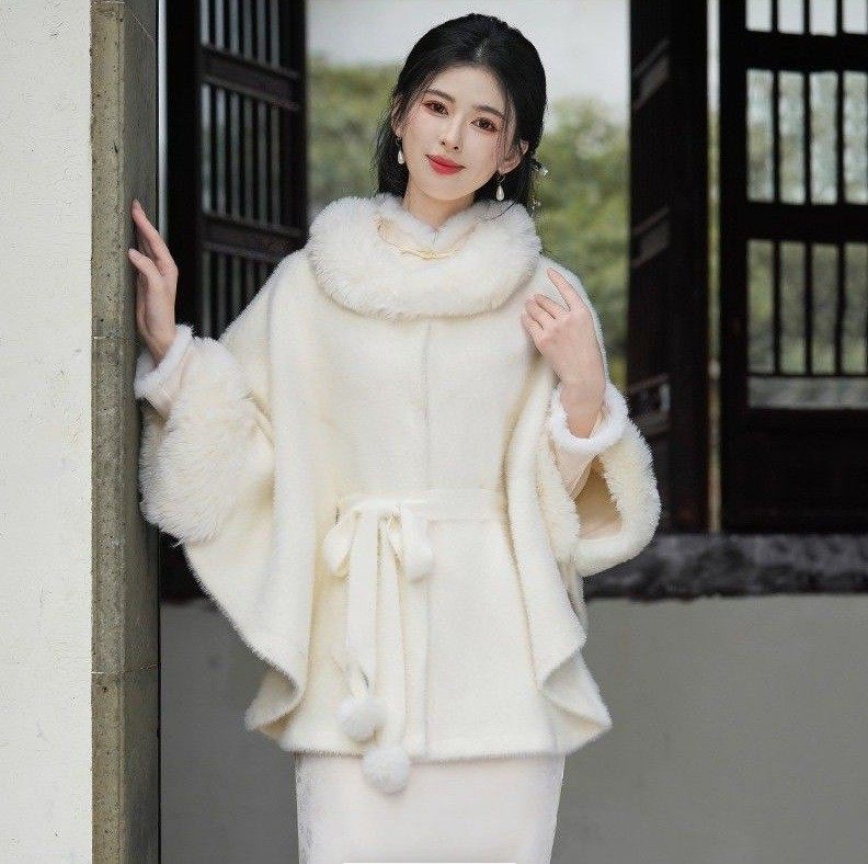 白色婚纱披肩冬季女外披外搭婚礼新娘结婚披风旗袍斗篷外套水貂绒