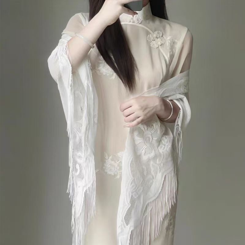 配旗袍的外搭开衫披肩新中式新款2025高端高贵蕾丝小外套长款春夏