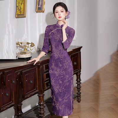 紫色旗袍妈妈喜服2025新款中式高端长袖连衣裙喜婆婆婚宴装日常穿