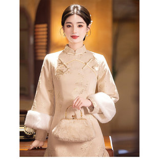 旗袍冬天加绒加厚新中式国风连衣裙订婚礼服秋冬敬酒服香槟色衣服