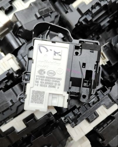 滚筒洗衣机门开关电磁门锁 ZV-447 0024000128D