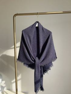 时尚百搭美丽诺羊毛流苏三角披肩女保暖防寒针织围脖外搭