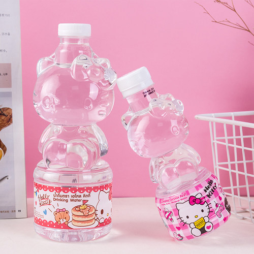 泰国HelloKitty桑三丽鸥天然水