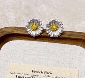 意大利进口 925银雏菊花耳钉 专柜品质A252