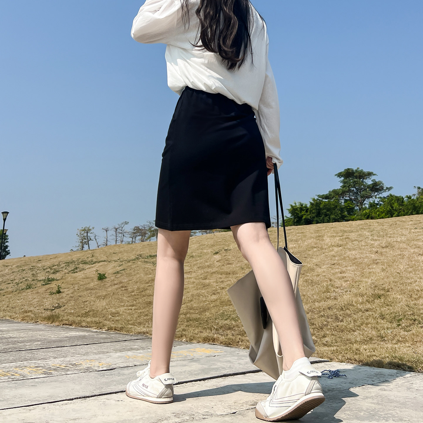 黑色直筒半身裙小个子女夏季薄款宽松显瘦百搭松紧腰大码休闲中裙
