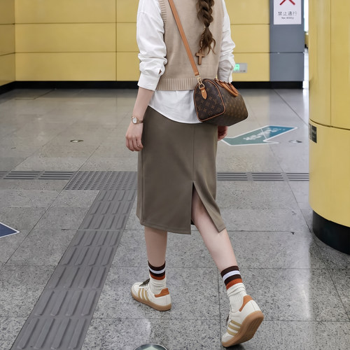 棕色半身裙女秋冬中长款高腰开叉