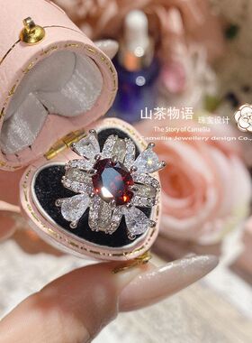 鸽血红霜花微镶彩宝可苏富比满