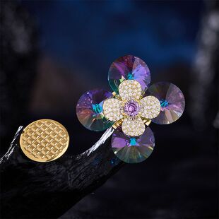 水晶幸运草开衫 领口防走光闪胸针高档轻奢超外套配饰磁吸扣施家女