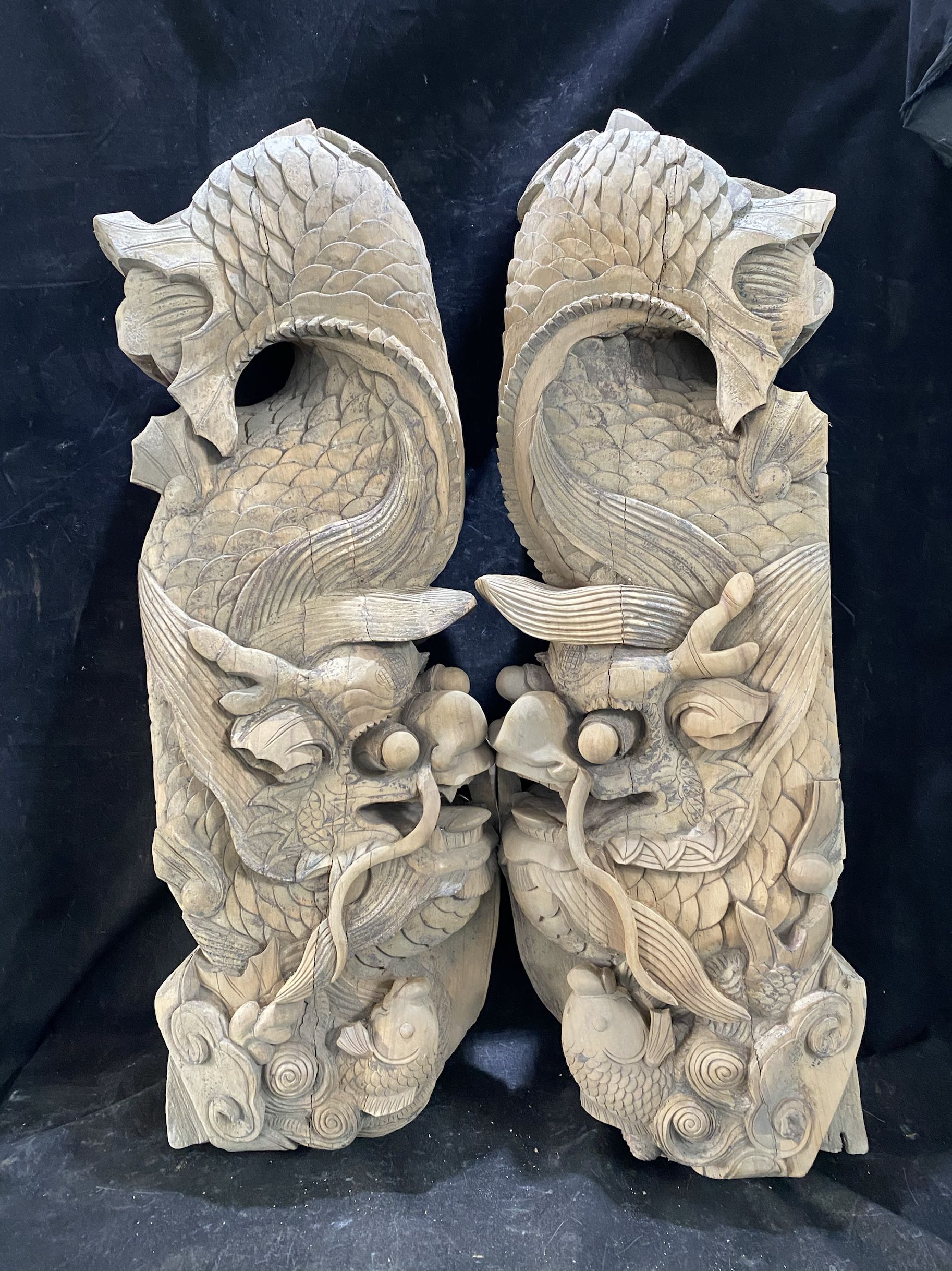 清代鱼化龙老木雕牛腿一对 老物件古玩古董收藏摆件摆设