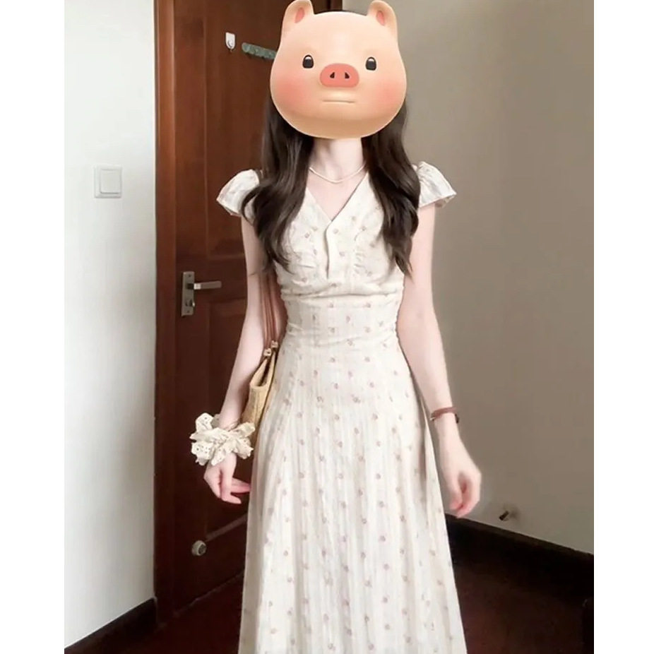 夏季法式V领碎花连衣裙女温柔气质度假风收腰显瘦A字长款仙女裙子