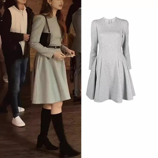 刘亦非黄一玫同款衣服级复古设计感小众裙子收腰A字连衣裙女铭轩