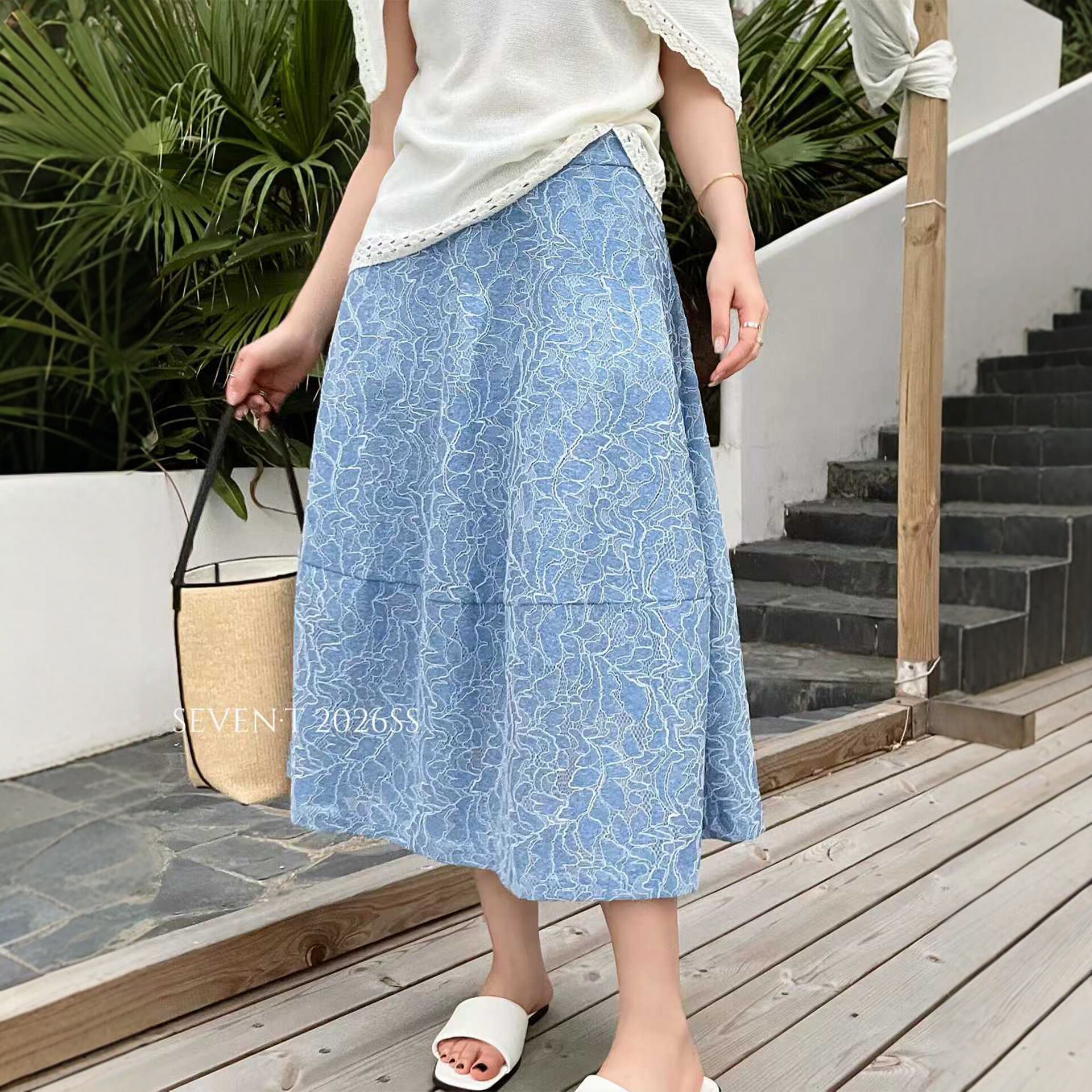 南油欧货2026早春韩系蕾丝绣花A字半身裙高腰中长款牛仔蓬蓬裙女