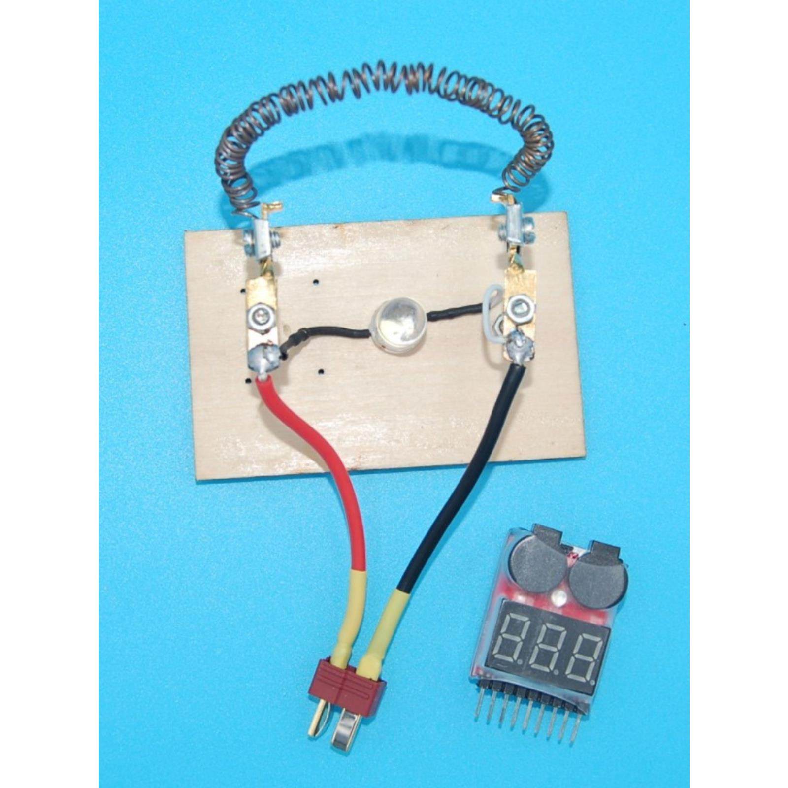 锂电池保护放电器直销固定翼遥控飞机模型航模飘飘机简易防鼓包