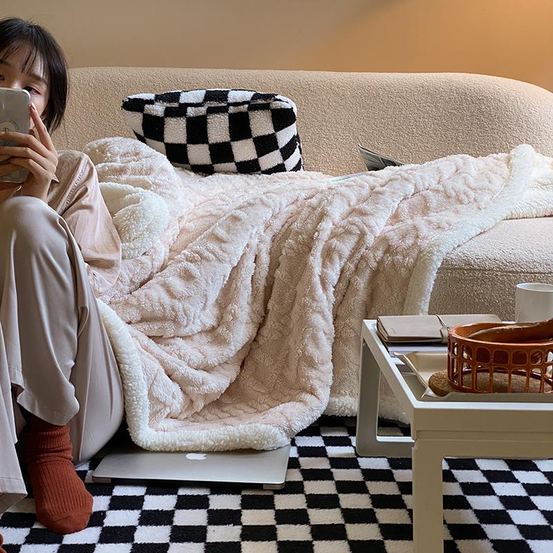 北欧风简约沙发毯冬季纯色软绵绵毛毯加厚保暖柔软珊瑚绒毯子