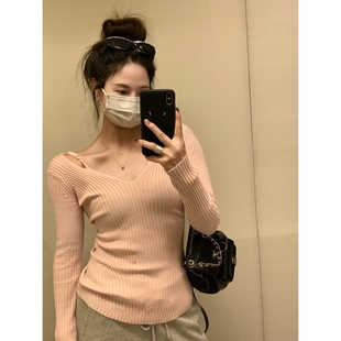 显瘦百搭针织上衣女 不俗气秀智粉色毛衣打底衫 留下 1992