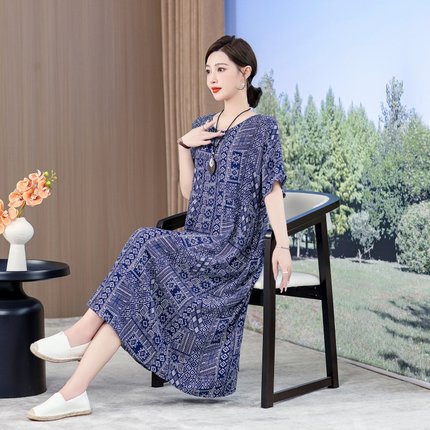加肥加大中老年大码碎花棉绸连衣裙女夏装新款50多岁妈妈气质裙子