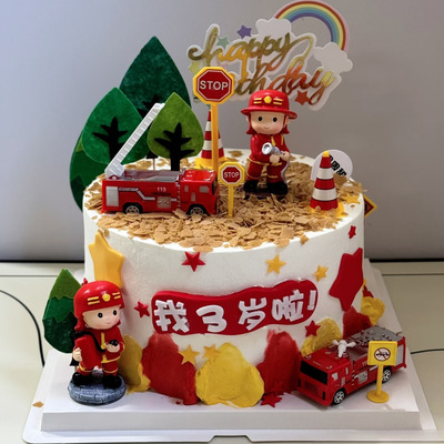 消防员蛋糕装饰消防车路障牌摆件