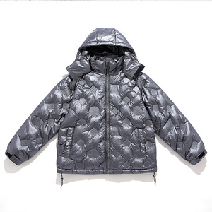 926 冬季新款潮牌亮色褶皱羽绒服男士连帽宽松外套图片