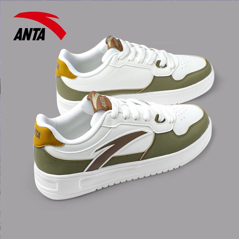 安踏2025秋冬新款皮面板鞋