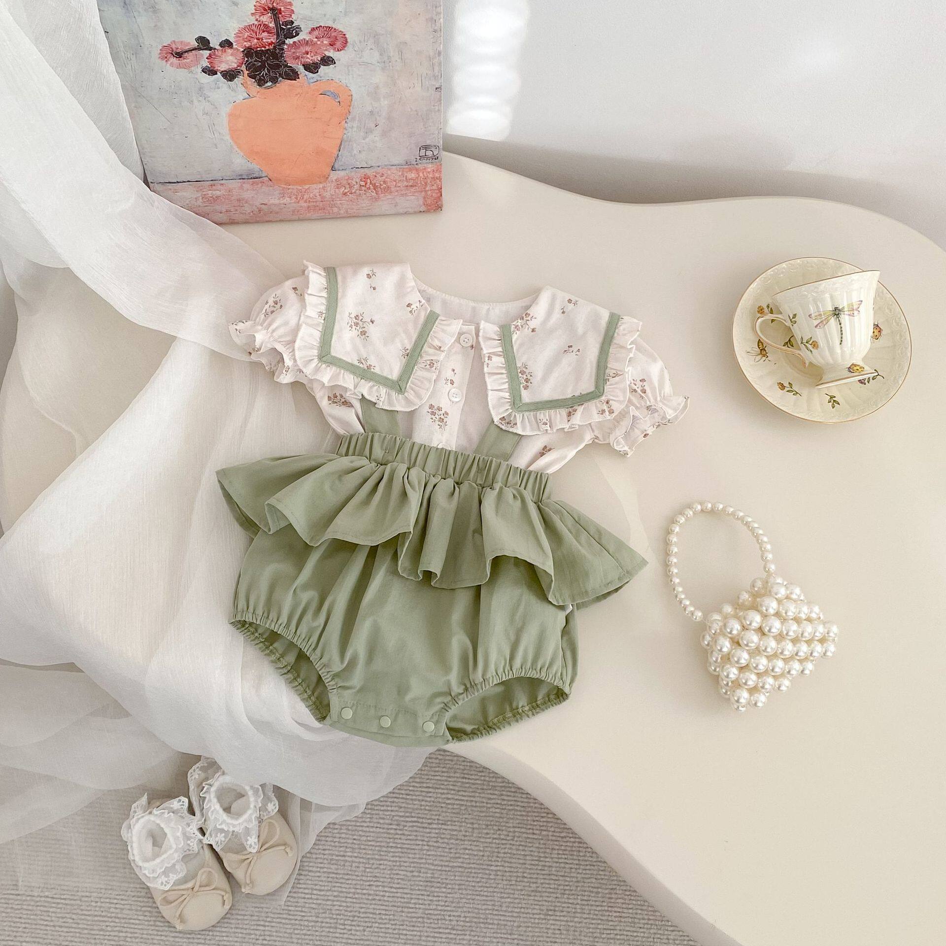 咸蛋家夏季小清新碎花翻领短袖衬衫+背带包屁裤女婴宝宝两件套装