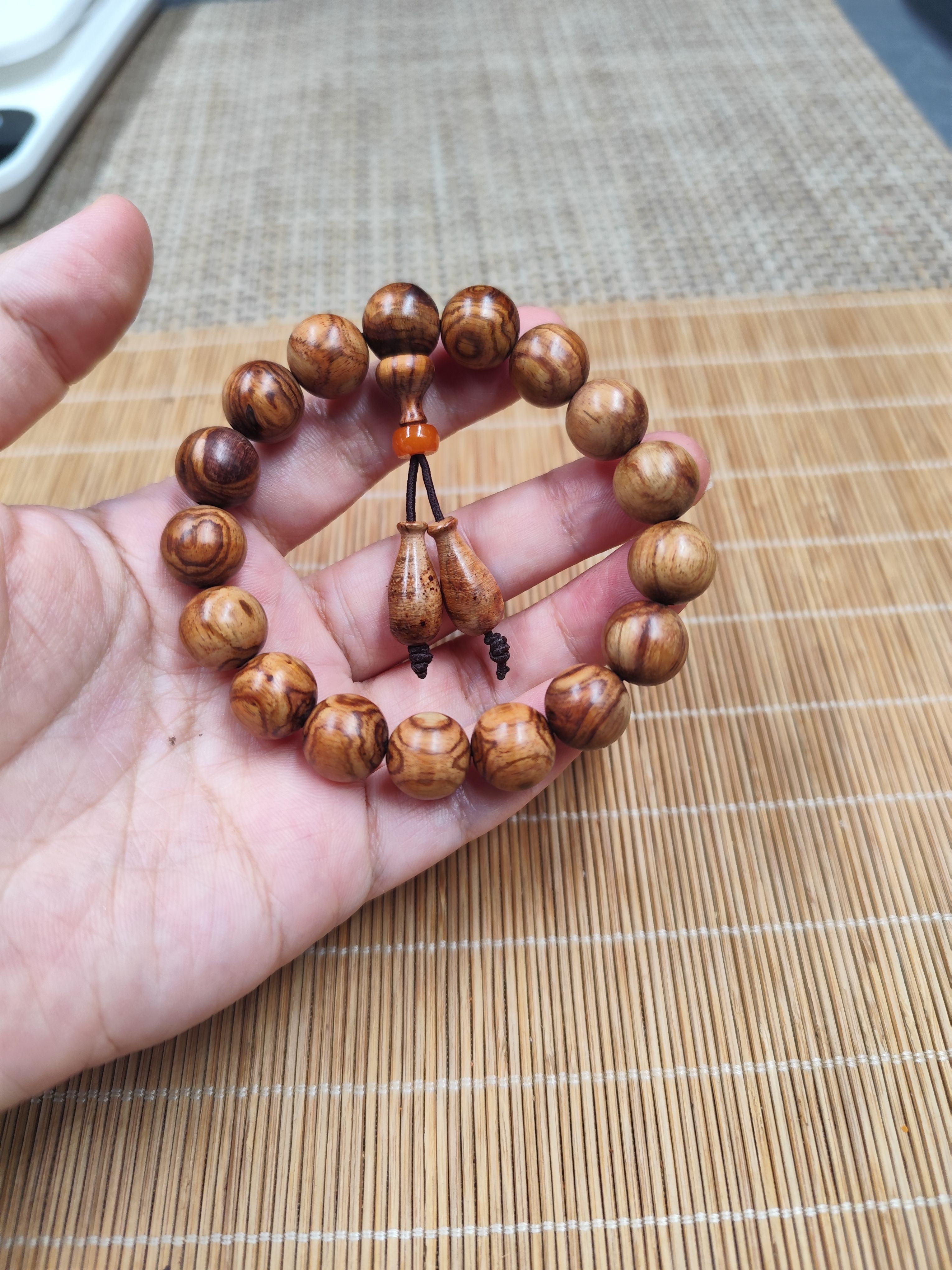 海南黄花梨佛珠手串手链1.2*17颗女款黄金底鬼脸鬼眼一物一拍特价