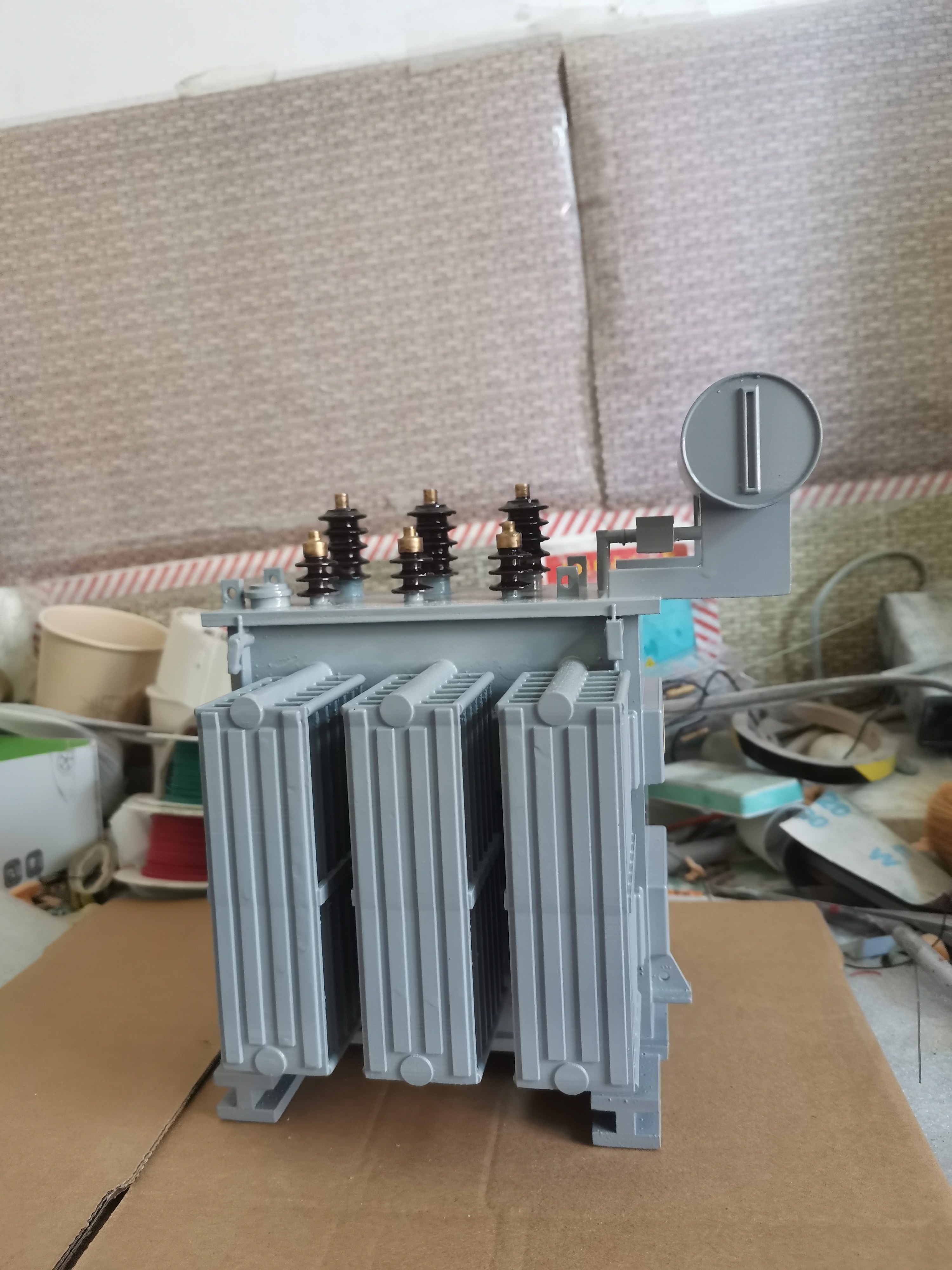 35kV油浸式三相电力变压器玩具模型展厅展会办公室摆件