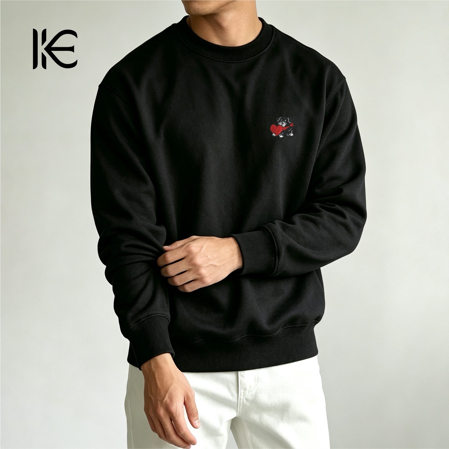 KERWATS可维特斯品牌大码男装爱心黑狗胸花刺绣宽松秋冬长袖卫衣