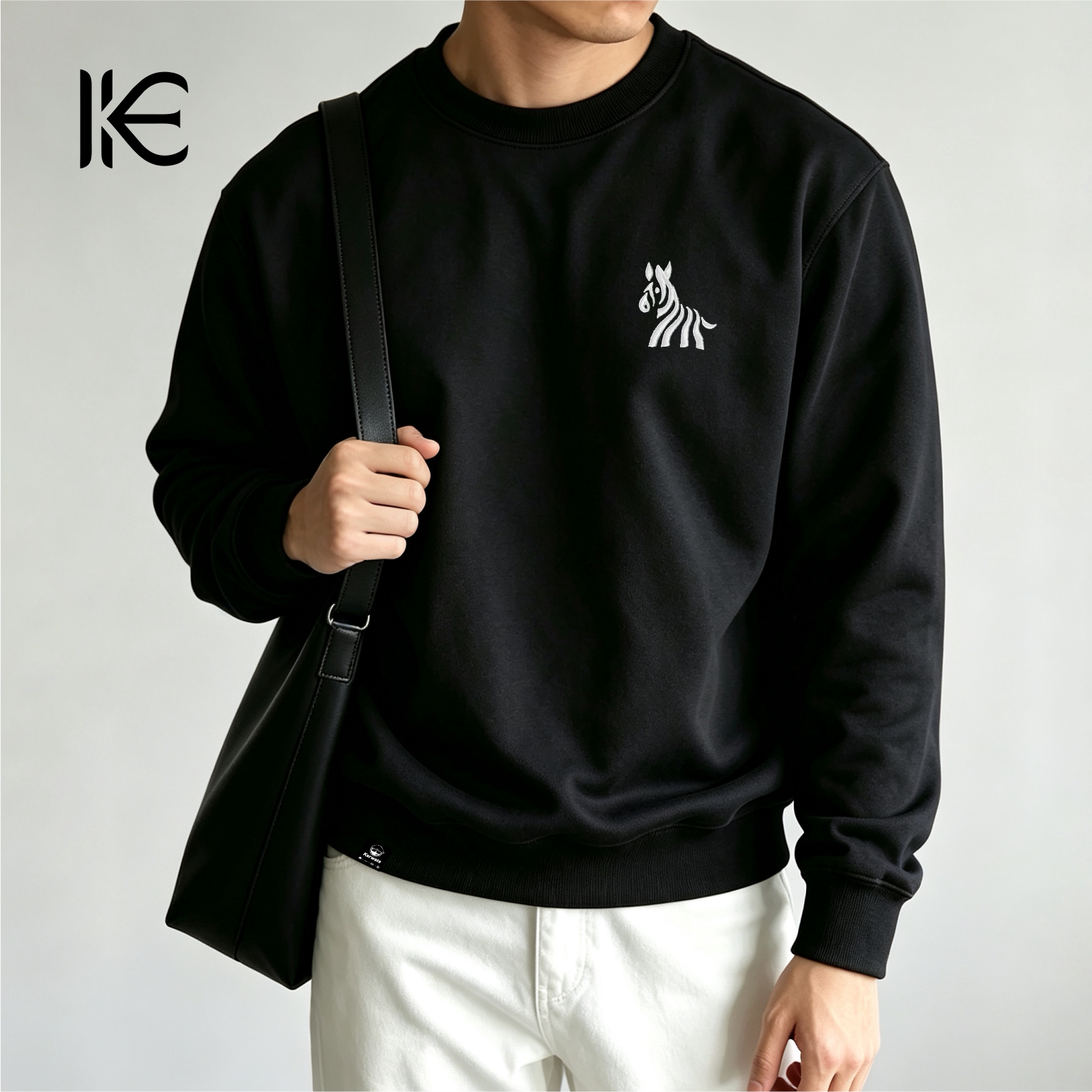 KERWATS可维特斯品牌大码男装斑马刺绣胸花马年圆领纯棉长袖卫衣