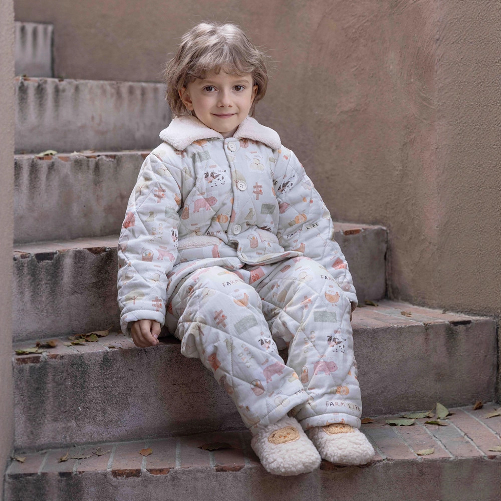 冬季儿童新品三层加厚夹棉睡衣男童绗棉家居服珊瑚绒保暖省服