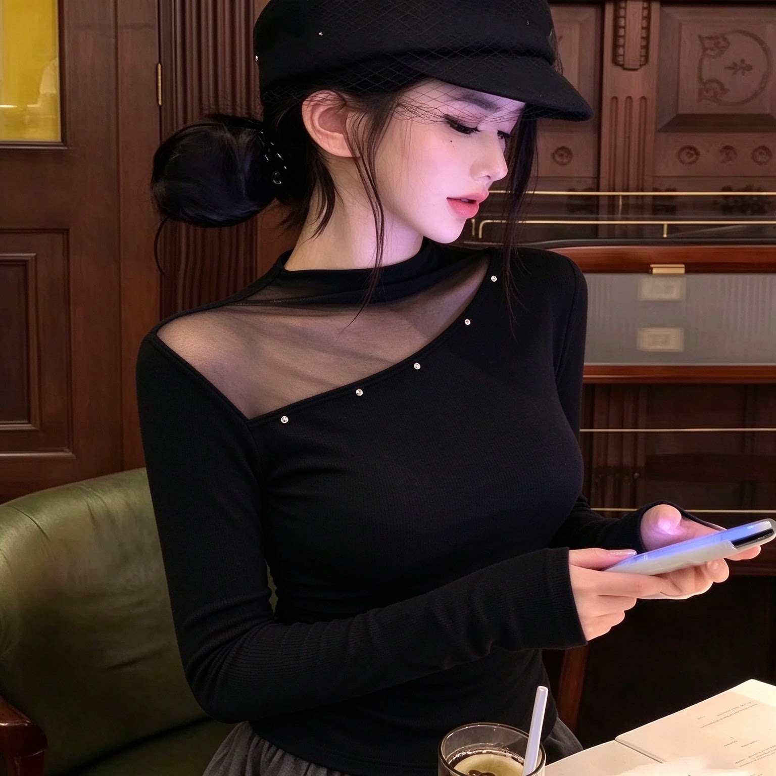 半高领打底衫女2026新款春秋冬镂空修身磨毛内搭薄款长袖上衣