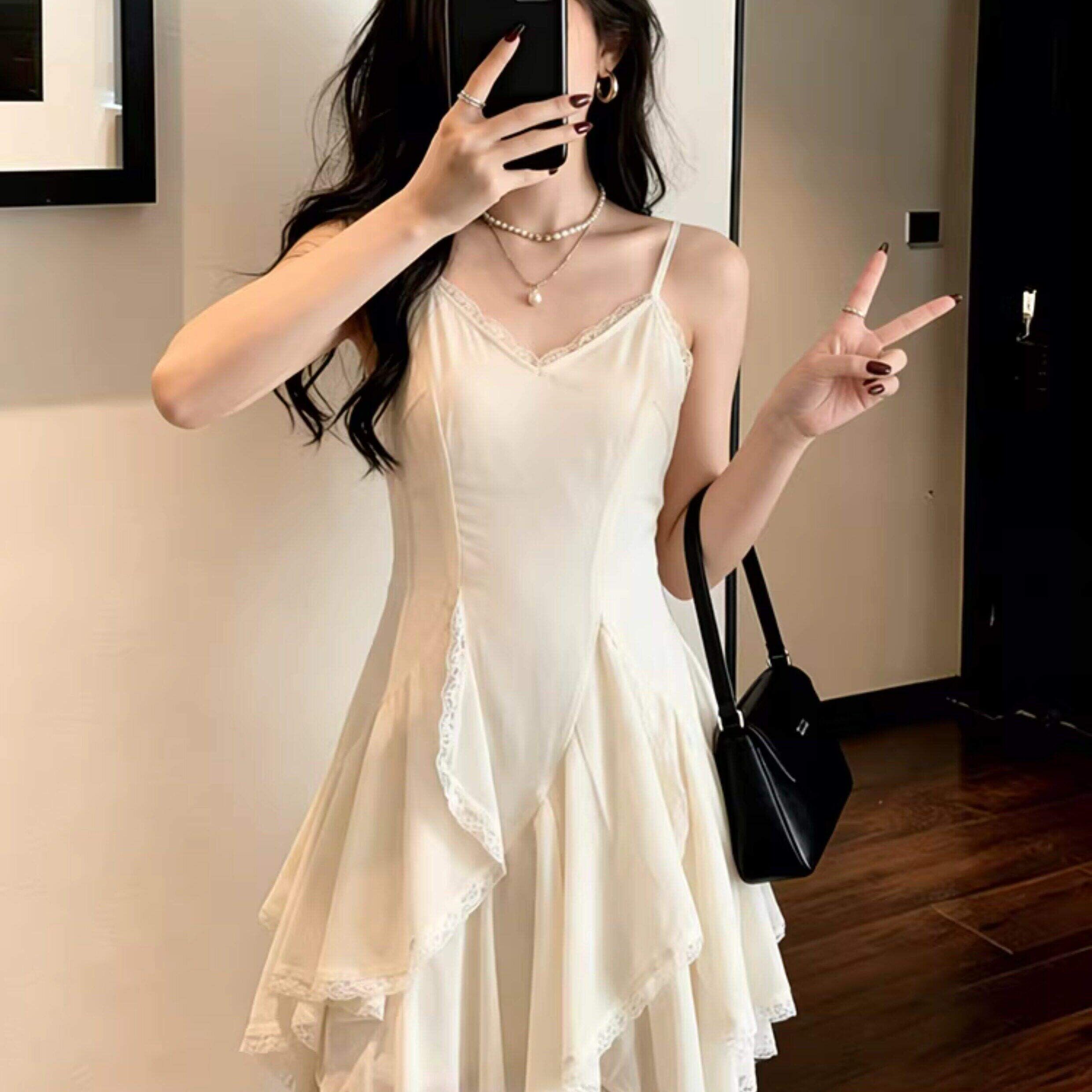 加厚雪纺面料内里薄纱蕾丝吊带连衣裙女2026夏季新款不规则短裙