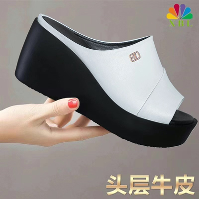 真皮坡跟拖鞋女夏外穿2025厚底凉拖松糕女士凉鞋小个子增高一字拖