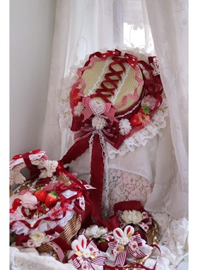 【垂耳汪】原创Lolita手作红色ap摘草莓革命藤箱包边夹kc手袖颈饰