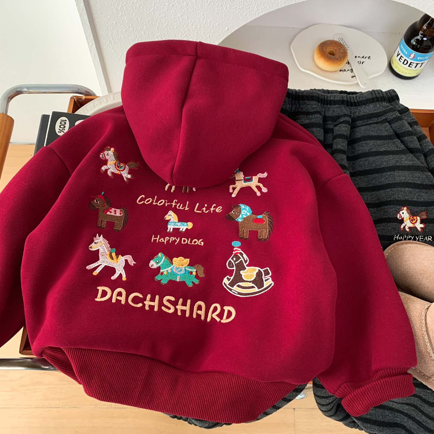 男童冬装加绒红色喜庆刺绣卫衣