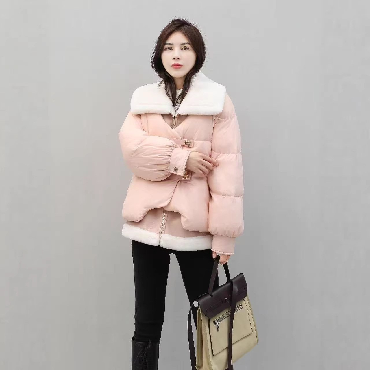 2025年冬款羽绒服鸭鸭同款羽绒服学院风韩版加绒加厚保暖外套上衣