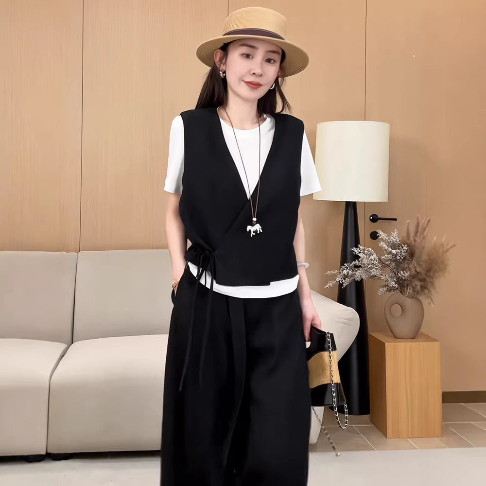 通勤设计感V领马甲阔腿裤套裤2026夏季新款洋气气质显瘦三件套女