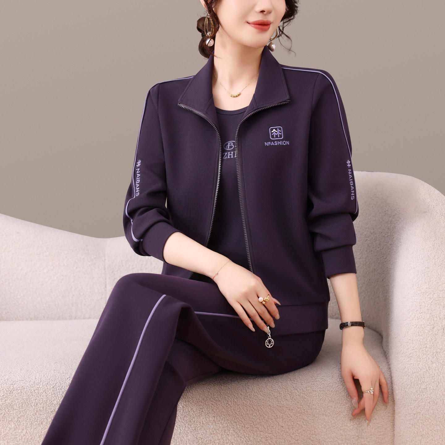 休闲运动服套装女秋季新款宽松开衫三件套中年妈妈装洋气跑步服潮