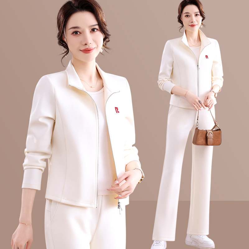 中老年女装休闲风宽松运动服套装2026春季新款妈妈装阔腿裤两件套