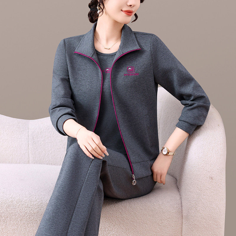 品牌中年妈妈运动套装女春秋季洋气减龄棉质三件套休闲服宽松卫衣