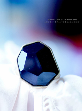 monet几何感宝石镶嵌镀金项链