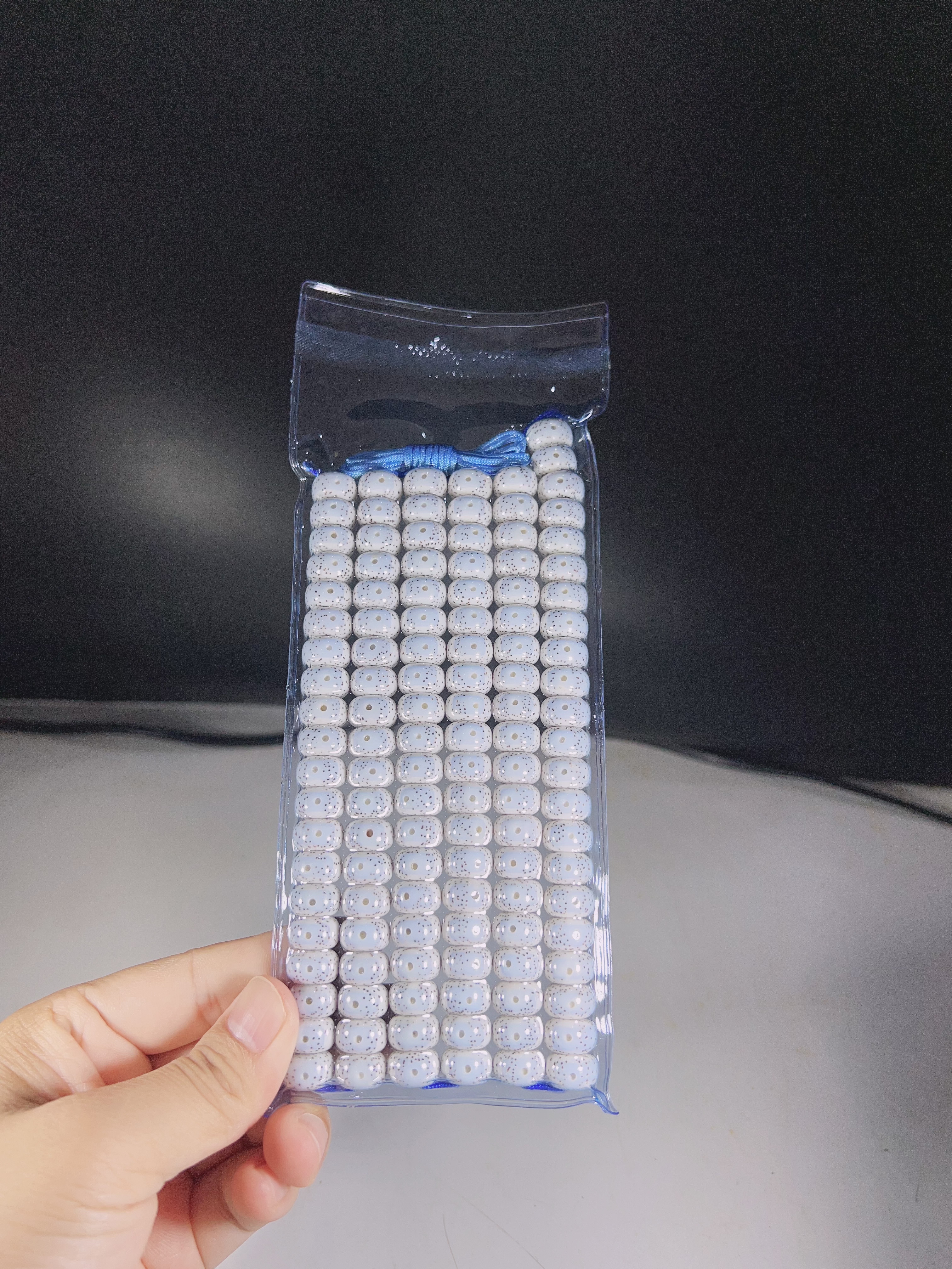 星月菩提毕业级别12×8桶珠（一物一图）