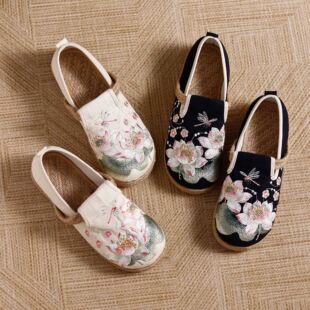 ｛蜓荷｝春秋新款国风老北京布鞋复古新中式低帮浅口平底绣花鞋女